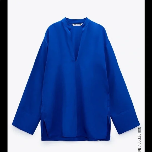 ZARA NEW WOMAN SS21 BLUISH FLOWING BLOUSE WITH VENTS - Picture 4 of 9